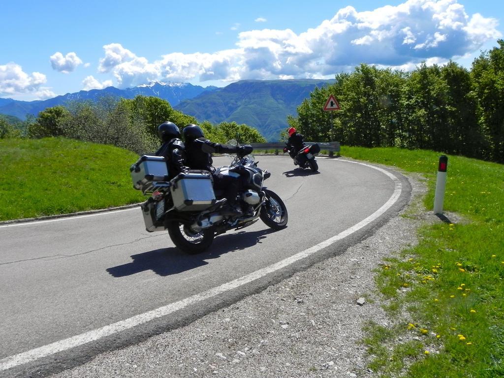 Rifugio Monte Baldo Ξενοδοχείο Avio Εξωτερικό φωτογραφία