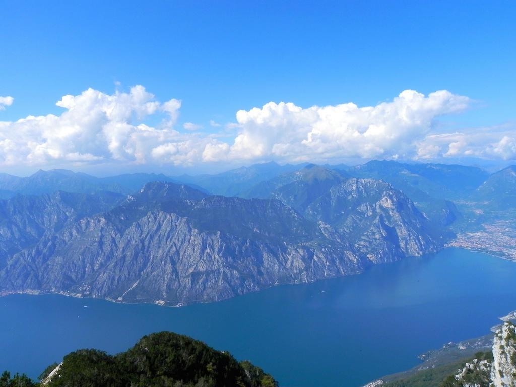 Rifugio Monte Baldo Ξενοδοχείο Avio Εξωτερικό φωτογραφία