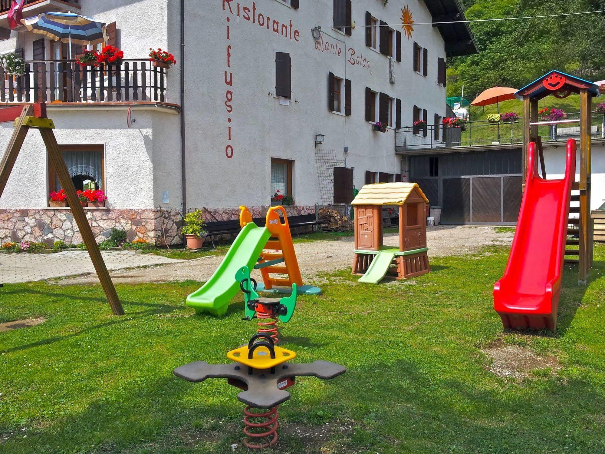 Rifugio Monte Baldo Ξενοδοχείο Avio Εξωτερικό φωτογραφία